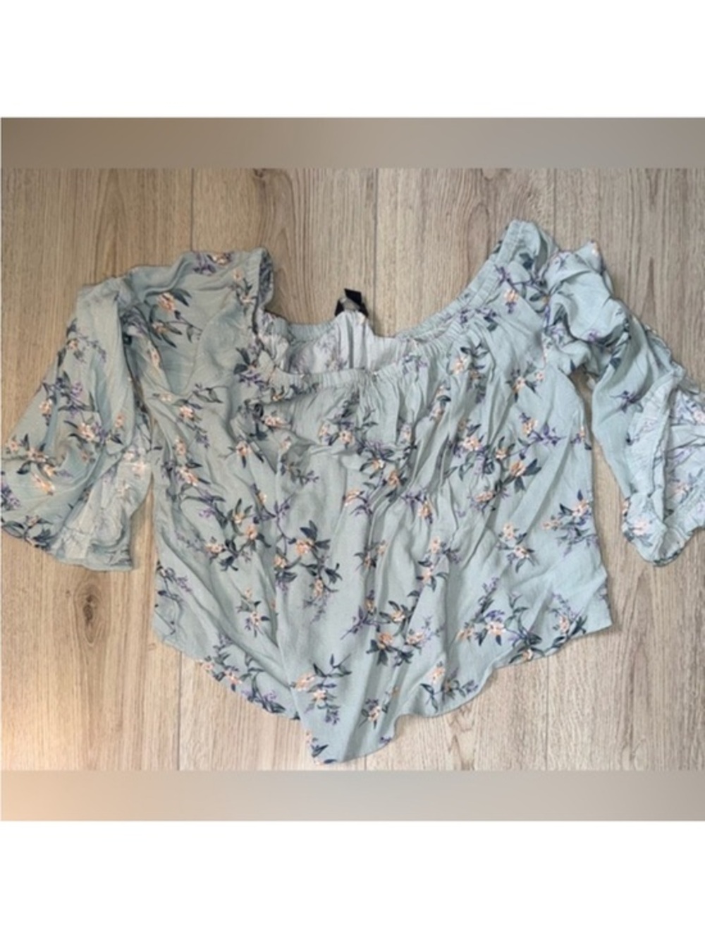 American eagle outfitters blue short sleeve shirt top